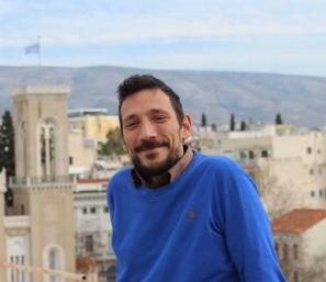 kostas Travel expert