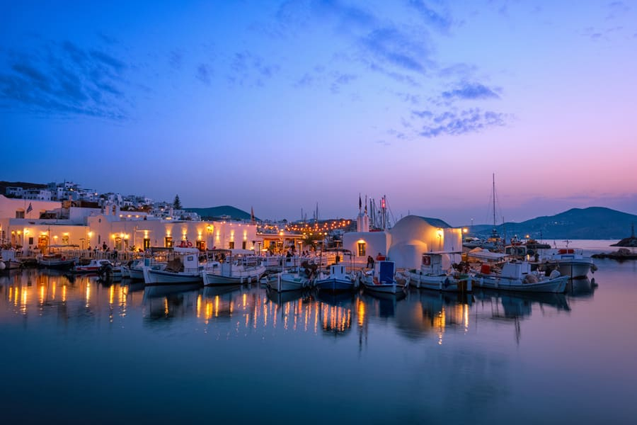 naoussa-nuit-paros