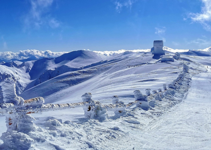 greece-in-winter-skiing