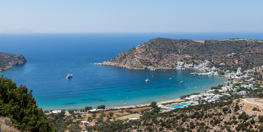 vathy-beach-sifnos